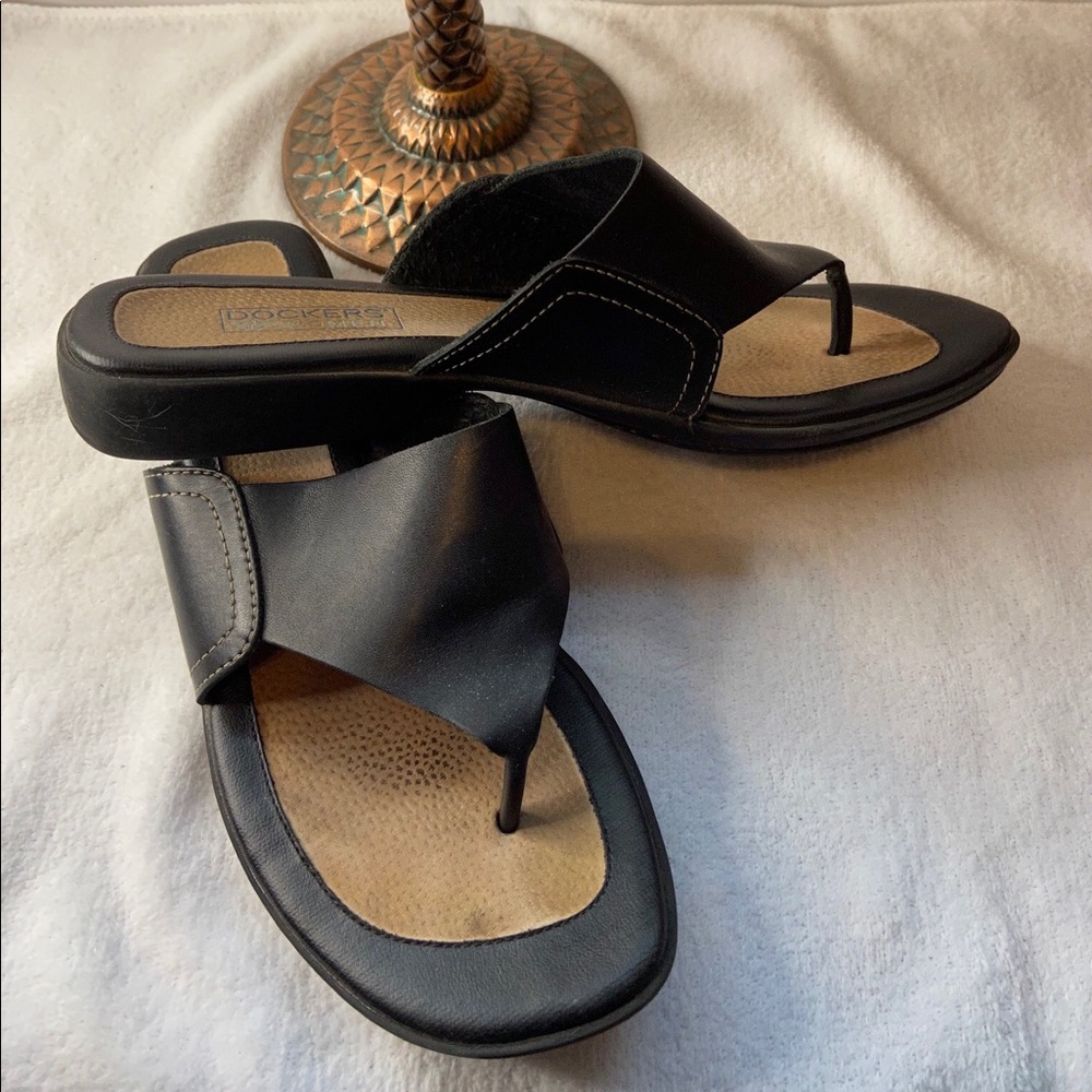 Dockers Dkrita Leather Sandal